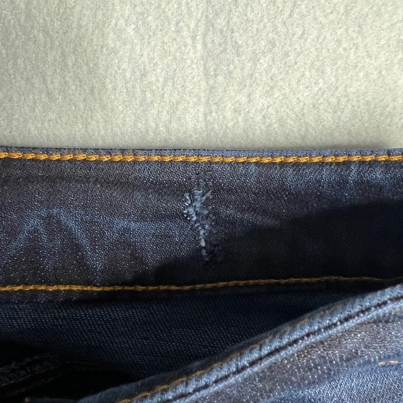 Cabi True Boyfriend Jeans Size 6 Stretch Denim Roll Cuff Distressed Slouchy 5494 - Picture 7 of 8